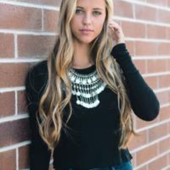 Mumbai Nights Iron Cast Statement Necklace - Picture 3 of 5